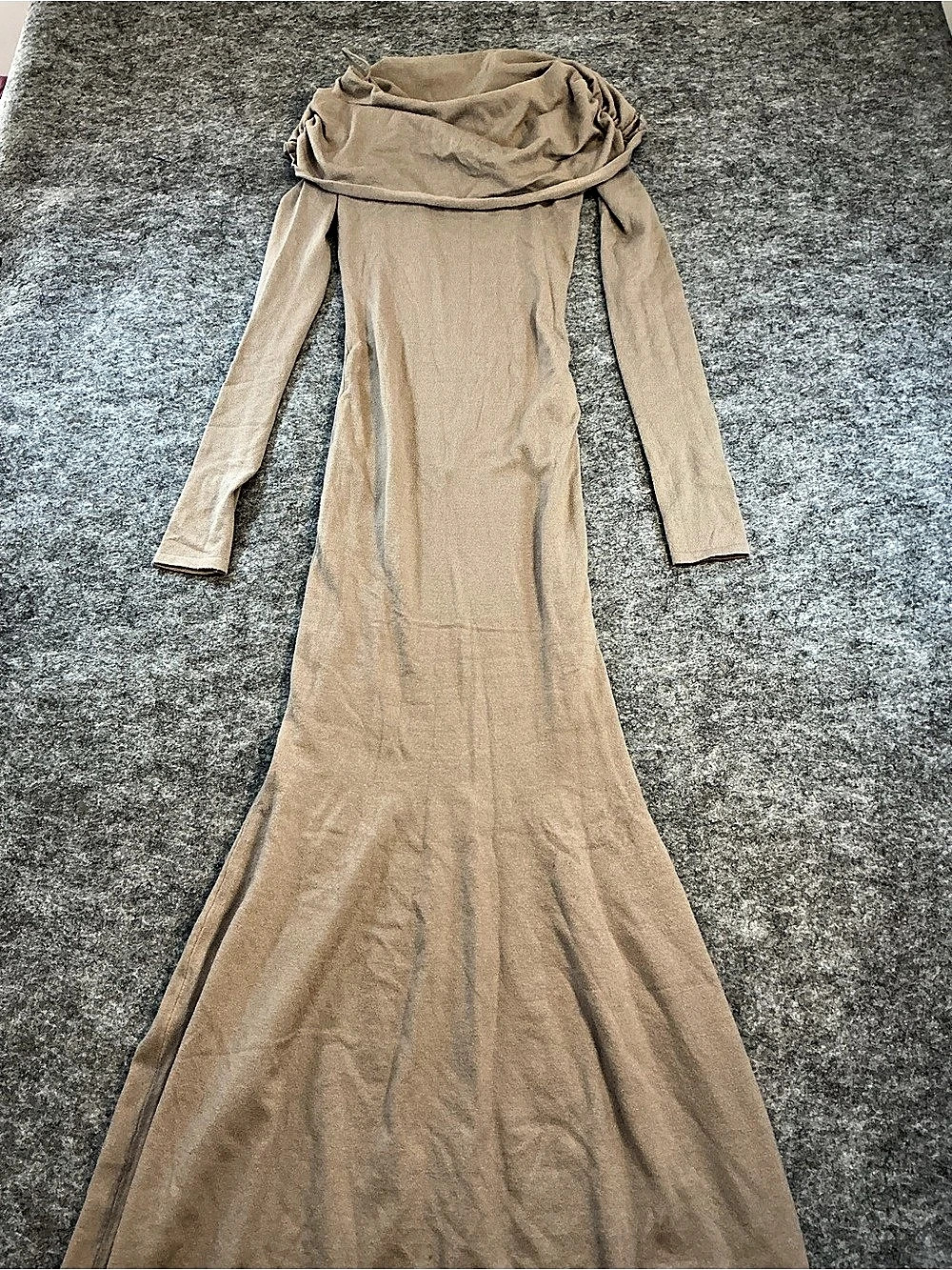 Meshki Off The Shoulder Maxi Dress in Brown Size Small